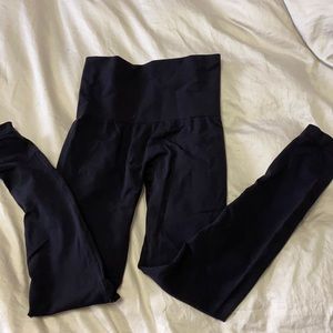 Black Seamless leggings